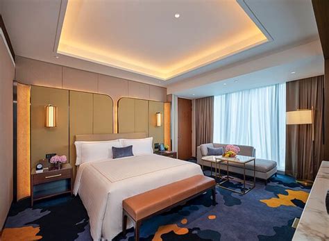 A Bizarre Check In Turned Thoughtful Stay At Solaire Review Of A Bizarre Check In Turned Thoughtful Stay At Solaire Review Of