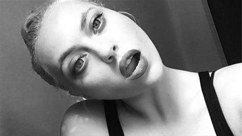 Daniela Blume Se Suma La Moda Del Desnudo Integral Daniela Blume Se Suma La Moda Del Desnudo Integral