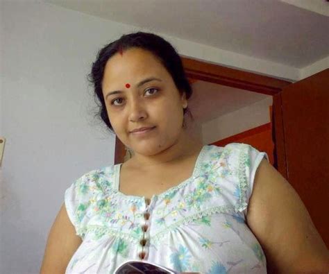 Huge Aunty R Saggy Huge Aunty R Saggy