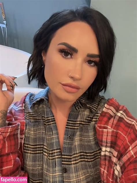 Leaked Nudes Demi Lovato