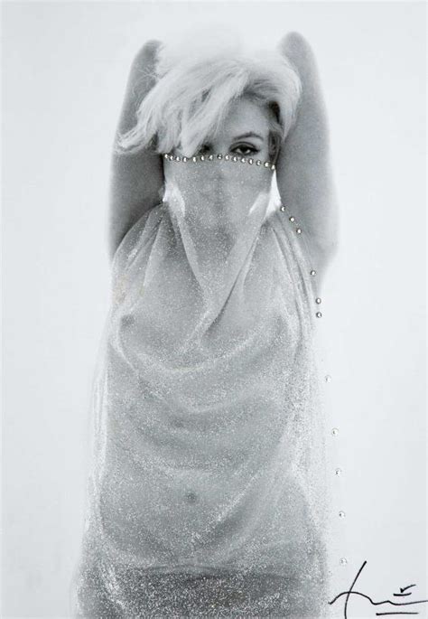 Marilyn Monroe Nude Photographs
