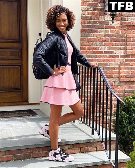 Sage Steele Nude