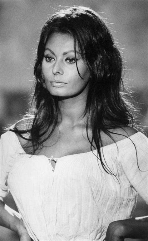 Sophia Loren Nude