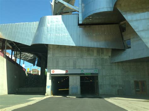 Weisman Art Museum Parking