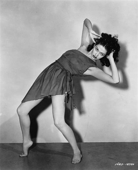 Yvonne De Carlo Nude